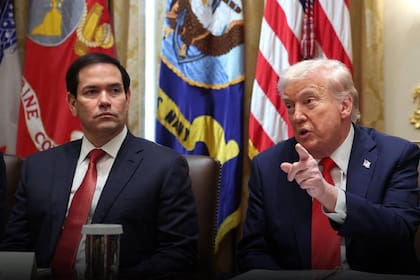 Estados Unidos alerta a sus ciudadanos y residentes con green card para que abandonen Venezuela ante los riesgos de seguridad