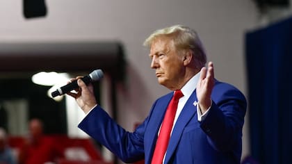 Estados Unidos anunció que bloqueará el paso barcos que entren o salgan de los puertos iraníes