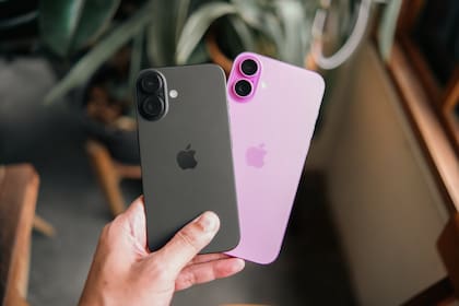 Estados Unidos.- Apple se dispara en Bolsa impulsada por el iPhone 17 y acaricia los 4 billones de d