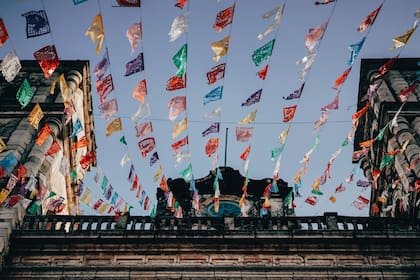 Estados Unidos celebra la herencia hispana con arte, gastronomía y música (HerenciaHispana/Archivo)