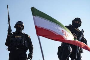 Estados Unidos e Israel afirman que sus constantes ataques aéreos conjuntos han reducido significativamente la capacidad militar de Irán