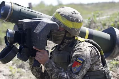 Estados Unidos se comprometió a enviar a Ucrania un paquete de asistencia militar de US$800 millones