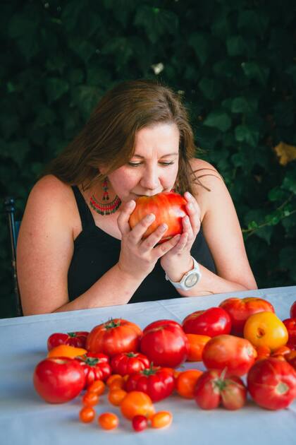 "Estamos acostumbrados a comer tomates larga vida que no tienen sabor a nada. El proyecto busca generar tomates para rescatar su diversidad y sabor”, dice Sance.