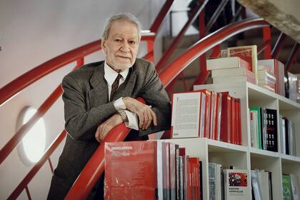 "Estamos en una época pospatriarcal, pero no estamos en una época posmachista", reflexiona Luigi Zoja.