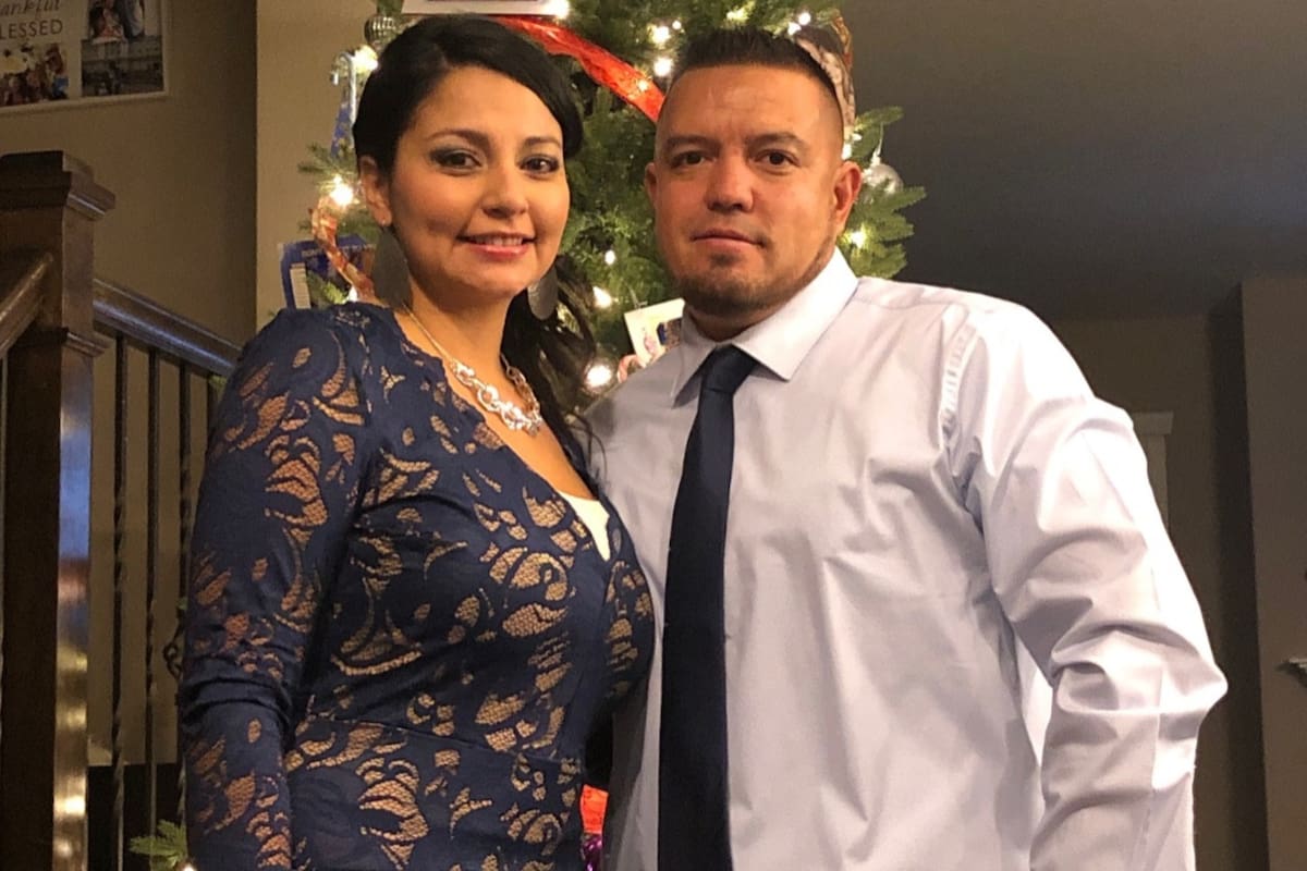 Están casados hace 10 años y con tres hijos, pero descubrieron un secreto familiar que lo cambió todo