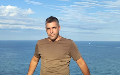 "Están yendo contra un acto firme de gobierno que es una homologación otorgada por un ministerio", dijo el arquitecto argentino Javier Colomino
