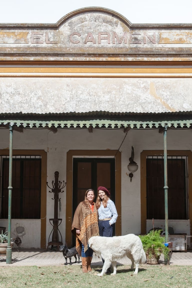 Estancia El Carmen queda en Rojas, provincia de Buenos Aires.