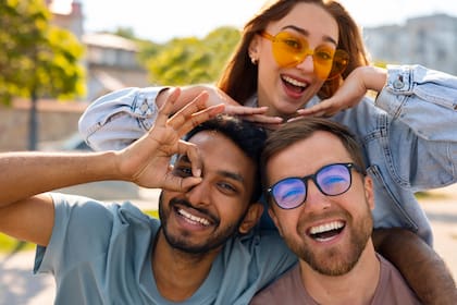 Estas son las seis cualidades que definen a las personas más “cool”, según estudios en psicología social