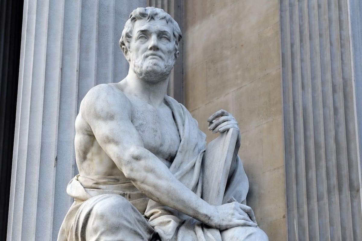 Estatua del gran historiador romano Publius Cornelius Tacitus en Viena, Austria