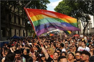 Por qué se celebra hoy el Día del Orgullo LGBTIQ+