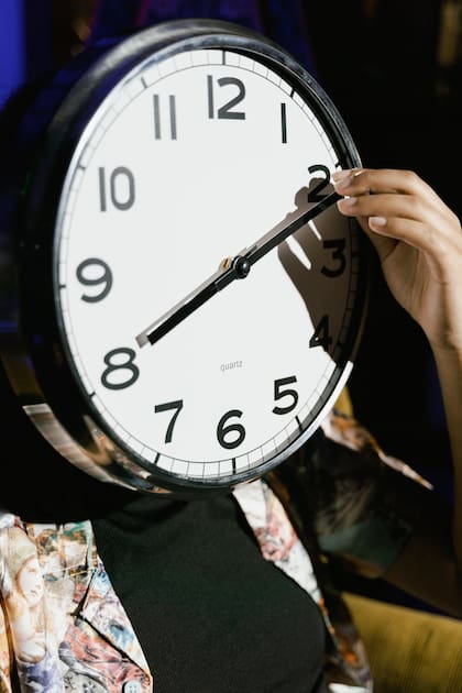 Este 5 de noviembre los relojes se atrasarán una hora en EE.UU.