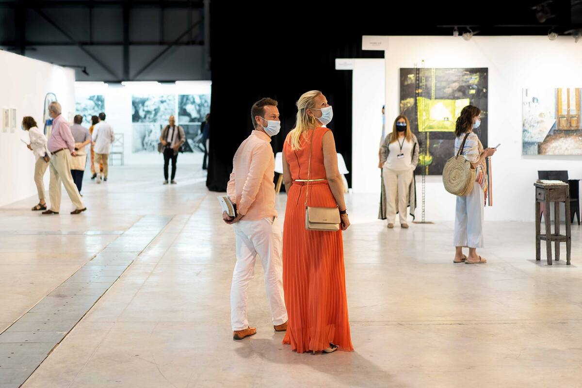 Este Arte 2022: en plena temporada, continúa la tradicional feria de arte de Punta del Este