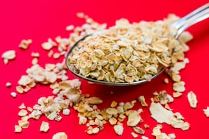 Este cereal contiene fibra, vitaminas, minerales esenciales y compuestos bioactivos que favorecen la función cerebral