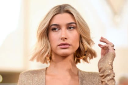 Este corte adelgaza y estiliza a los rostros más ovalados y siempre está de moda