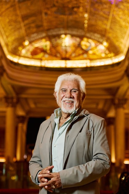 Este domingo, el cantante se presentará en el Palacio Paz con su show de tango