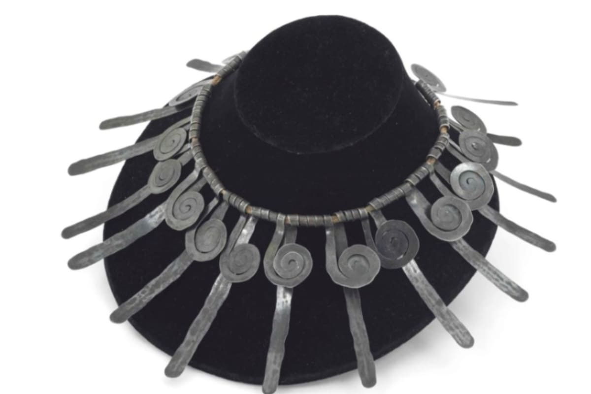 Este es el collar que una mujer compró a 15 dólares y en Christie's se terminó subastando por más de 200 mil dólares