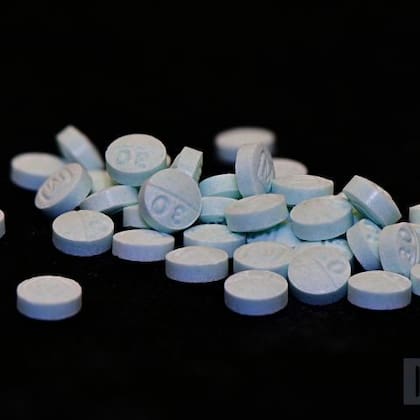 Este fármaco opiáceo es aproximadamente 100 veces más potente que la morfina y 50 veces más potente que la heroína como analgésico