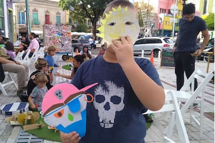 Este fin de semana vuelven los talleres creativos para chicos del Centro Cultural Nómade en la vereda de Fundación Proa (La Boca)