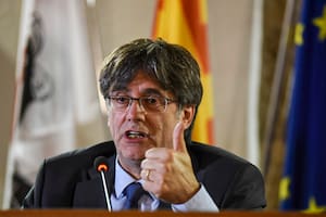 Tras siete años de exilio, Puigdemont regresa a Cataluña a pesar de una probable detención