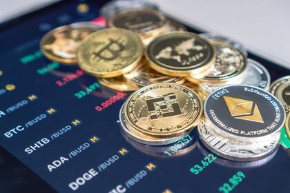 Este lunes la mayoría de las criptomonedas presentan bajas