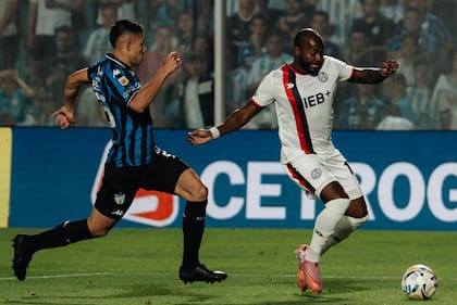 Este lunes, por una nueva fecha del Torneo Clausura 2025 de la Liga Profesional de Fútbol (LPF), Atlético Tucumán perdió 2 a 1 como local ante San Lorenzo por el grupo B.