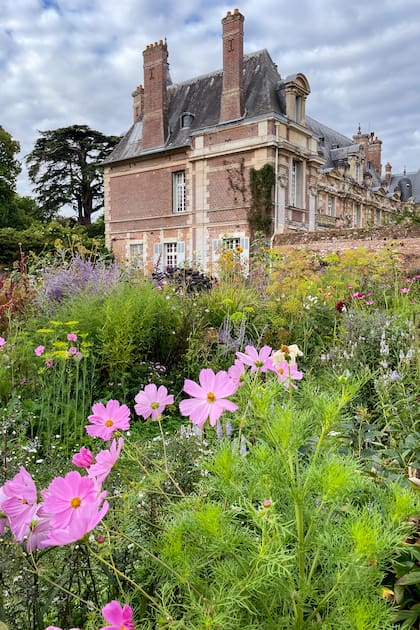 La huerta Miromesnil combina la geometría del jardín francés y las formas irregulares del jardín inglés.