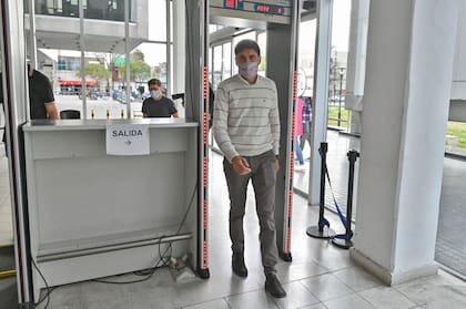 Este martes, el diputado provincial y exministro de Seguridad de Santa Fe, Maximiliano Pullaro, declaró en el juicio contra Guille Cantero, líder de la banda de Los Monos, por los ataques al Poder judicial de 2018