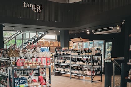 Este mercado de especialidades ofrece una cuidada curaduría gourmet