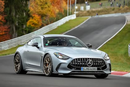 Este modelo de la automotriz alemana tiene 585 caballos de fuerza