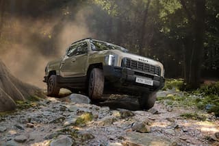 Lanzan una pickup para competir con la Hilux y la Amarok: viene de Corea