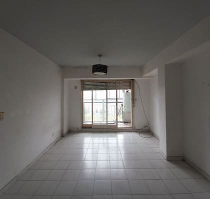 Este monoambiente de 33 m² en Flores se subasta desde los US$38.861.