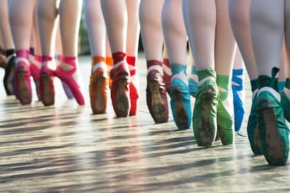 Este paso que hacen las bailarinas afecta a todo el cuerpo pero, ¿de qué manera?