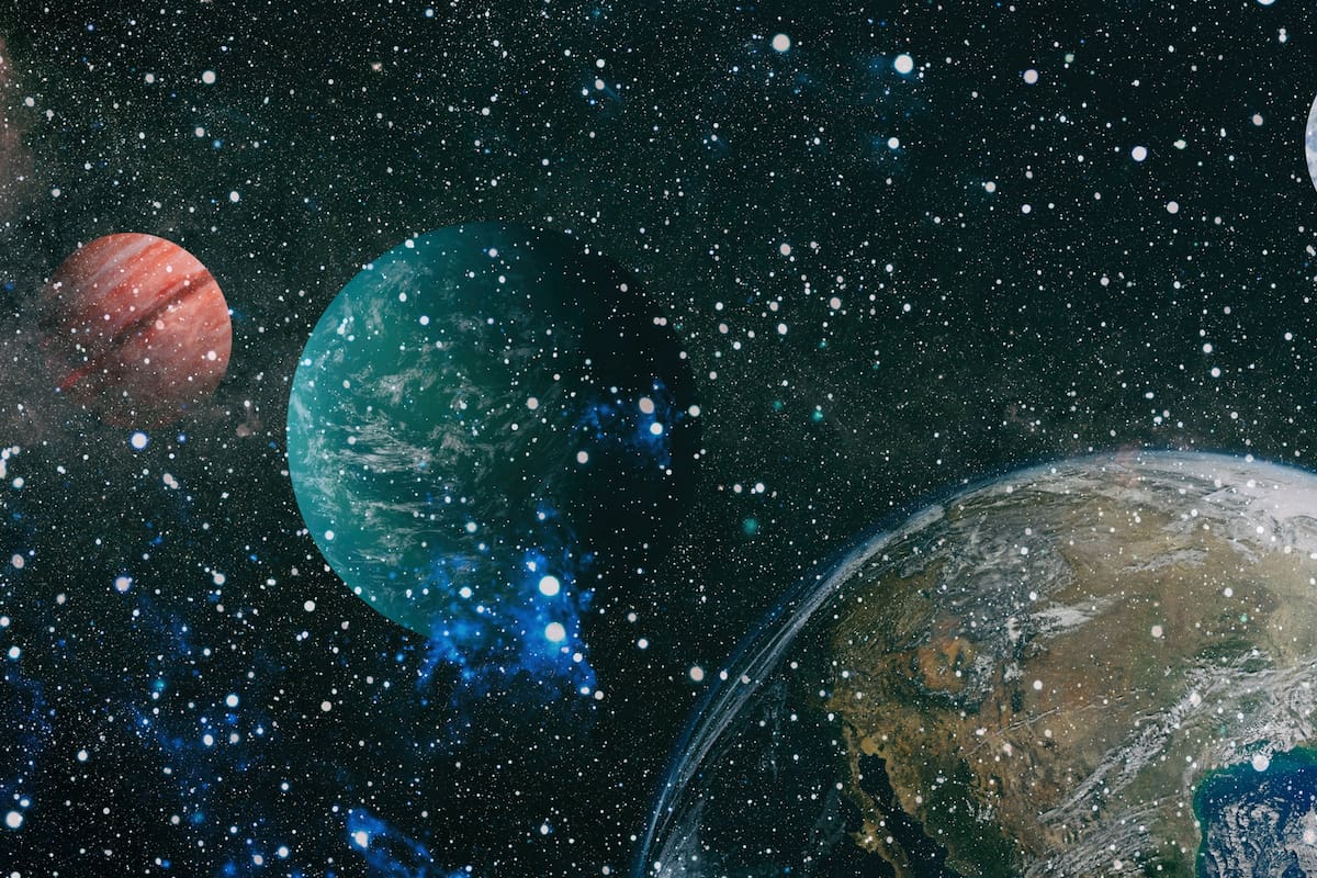 Este planeta nos conecta con nuestra disciplina y responsabilidad, pero no todos los signos sienten igual su presencia