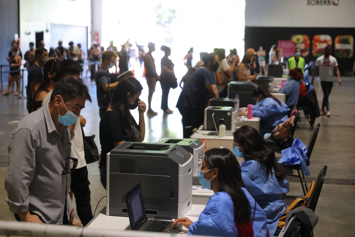 Este sábado se asignaron 4950 turnos en La Rural; el promedio diario es de 4700