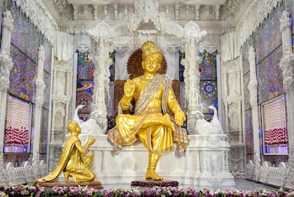 Este templo fue construido en honor a Nilkanth Varni, un místico que con 11 años emprendió un viaje espiritual de siete años