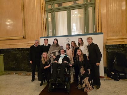 Esteban Bullrich y su familia en la gala 2026
