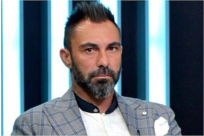 Esteban Dreer llegó a Ecuador en el año 2009 y actualmente se desarrolla como periodista en un reconocido canal de deportes