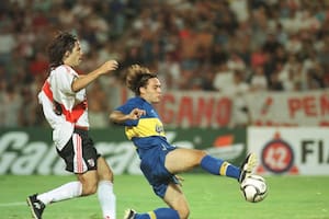 Esteban Herrera con la camiseta de Boca, equipo en el que debutó con 17 años de la mano de Carlos Bianchi