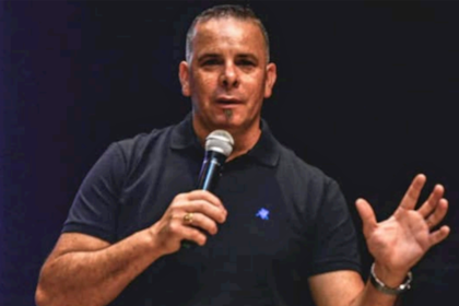 Esteban Oviedo, el pastor acusado de abusar de cinco jóvenes