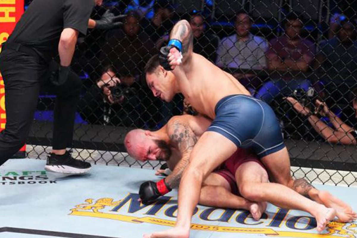 Esteban Ribovics noqueó y fue uno de los ganadores de los cinco contratos que se entregaron en #DWCS