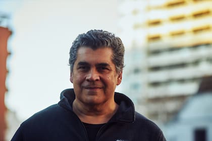 Esteban Virguez, orgulloso del vínculo con su hermana. Cris Miró fue madrina de una de sus hijas