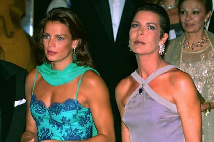 Estefanía y Carolina de Mónaco, las princesas que solo querían vivir