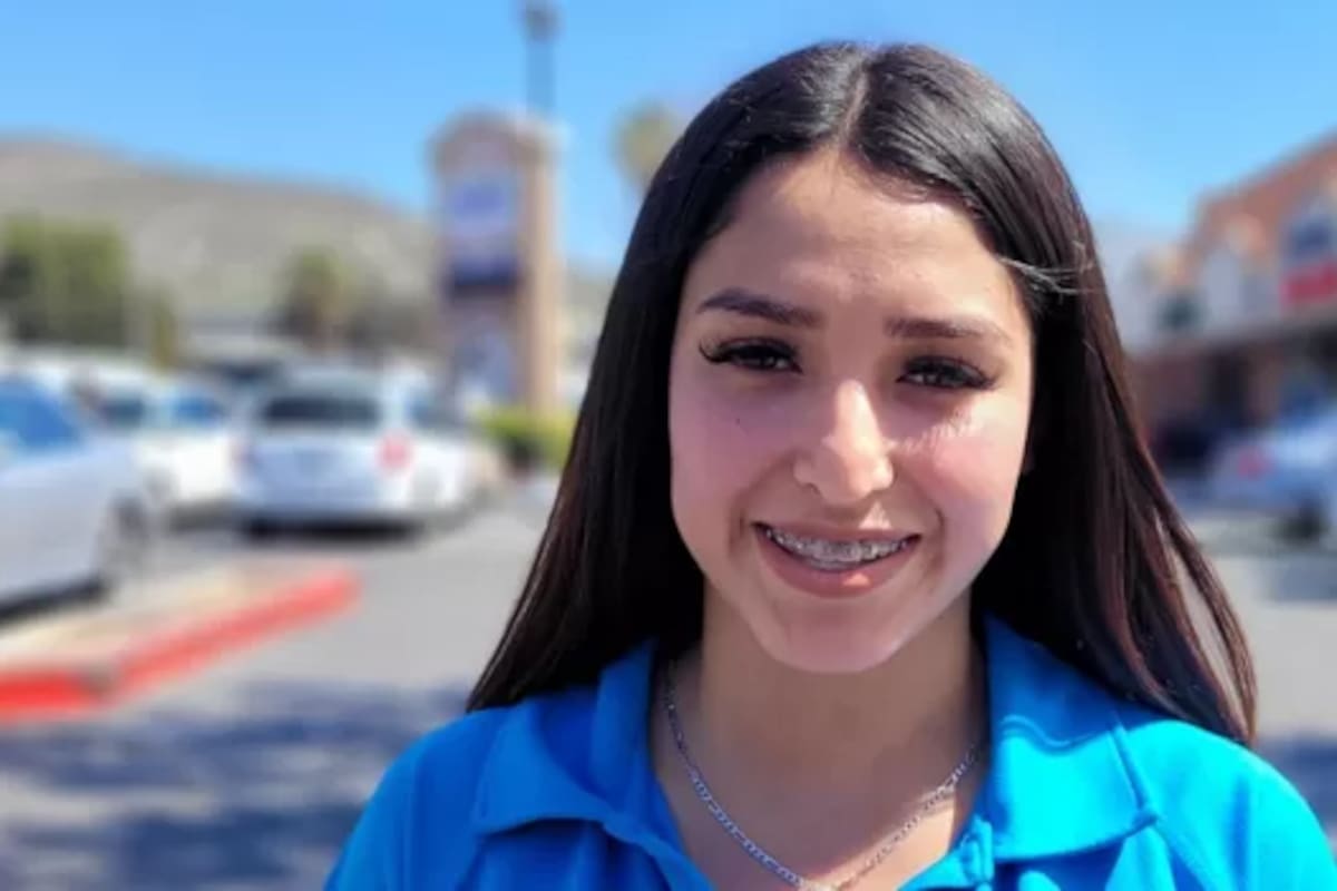 Ester Villalobos vive en México, pero cruza todos los días la frontera para trabajar en Estados Unidos