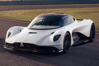 Estilo Fórmula 1. El aerodinámico diseño del genial Adrian Newey tiene estructura y carrocería de fibra de carbono