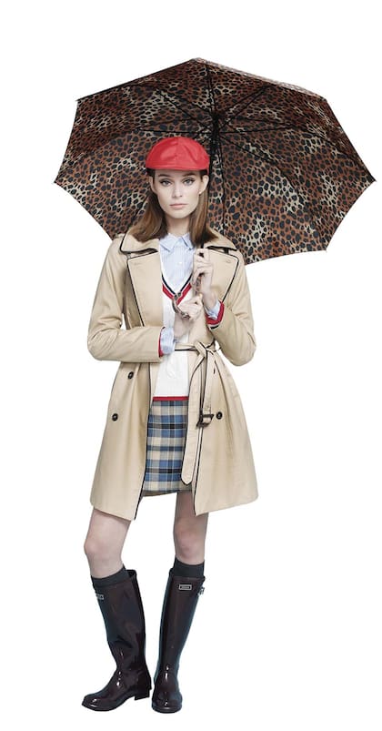 Estilo preppy con botas de caña alta