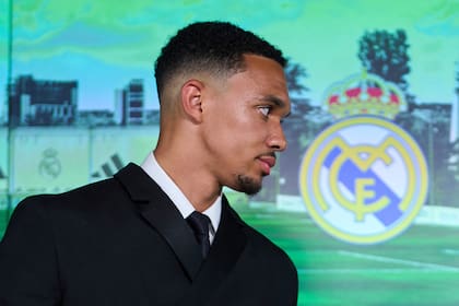 'Esto es un sueño': Real Madrid presenta a Alexander-Arnold
