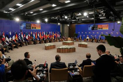 Estonia advierte que Rusia podría usar fuerza para defender flota encubierta