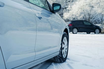 Estos son los neumáticos que los expertos aconsejan utilizar para la nieve (Pexels/NoahSawallisch)