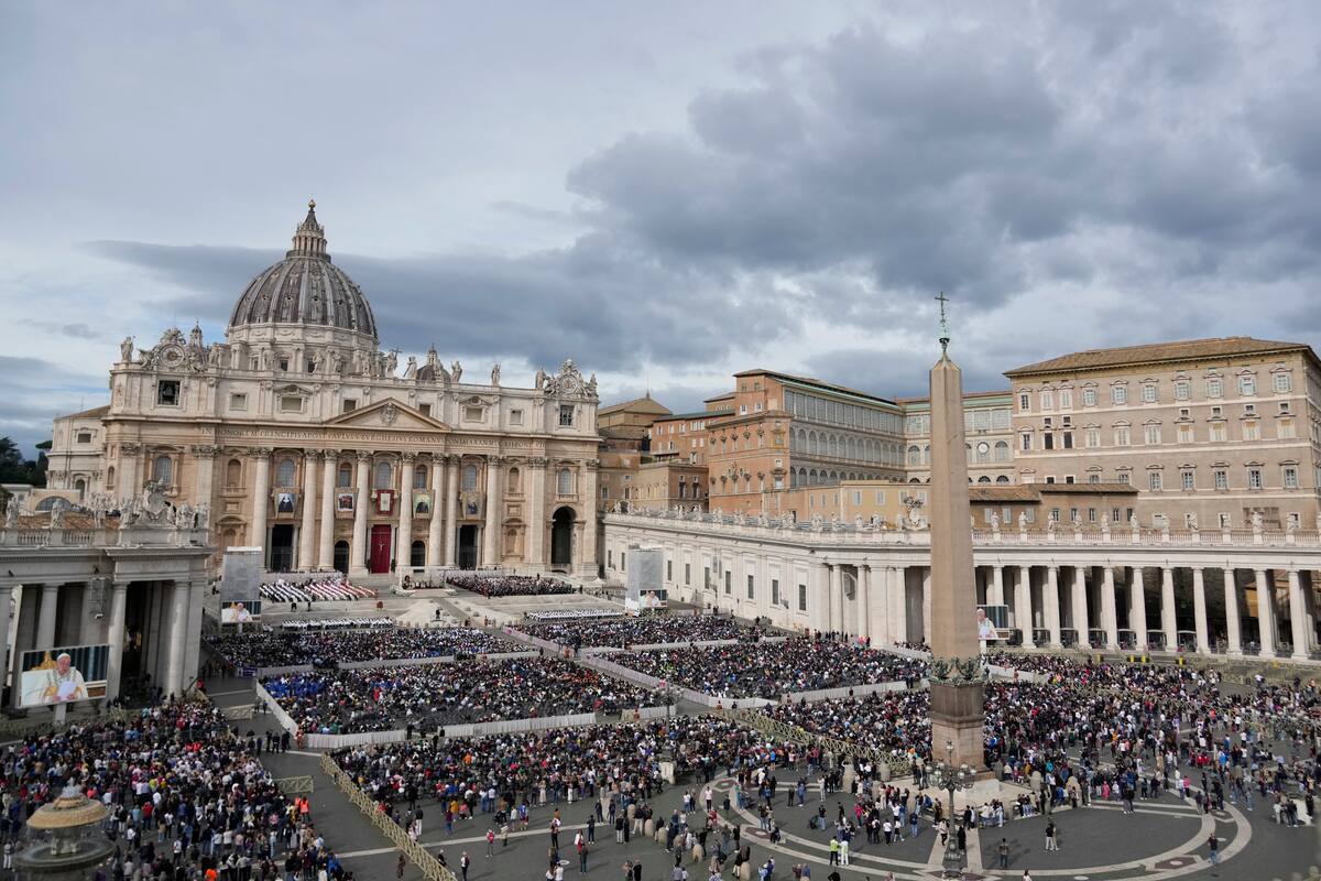 Estos son los ritos y rituales que siguen a la muerte del papa Francisco, su funeral y entierro