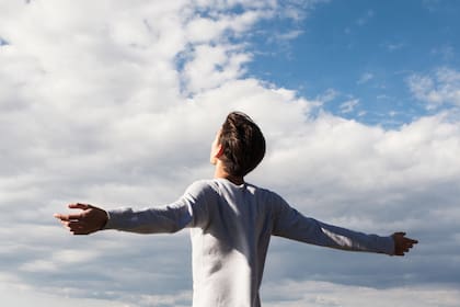 Estos son los signos que tendrán "más suerte" en agosto, de acuerdo a la IA